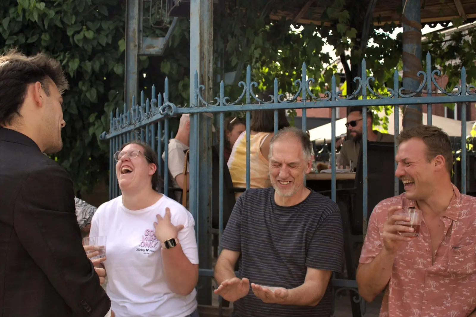 Sfeerbeeld van Wout De Sutter tijdens een optreden op een evenement